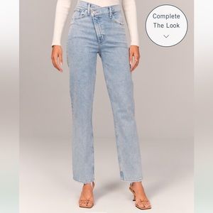 The 90s slim straight ultra high rise abercrombie jeans